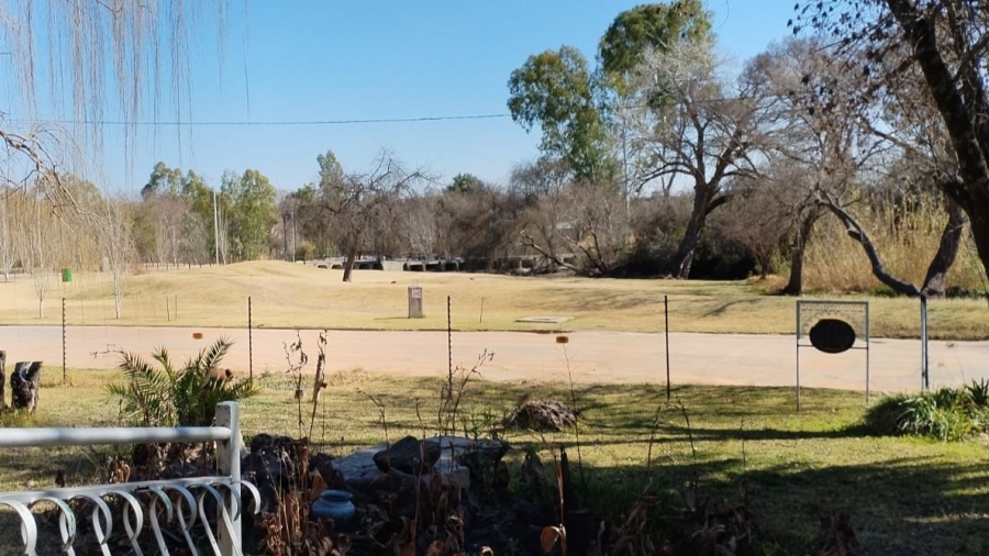 3 Bedroom Property for Sale in Parys Free State